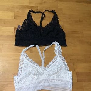 2 Victoria’s Secret bras  large lace back white